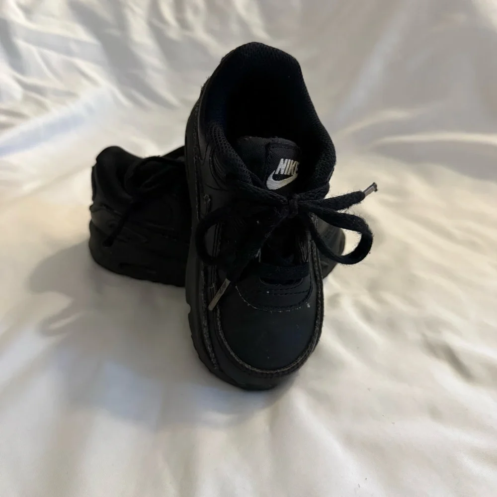 EUC Nike Air Max 90 LTR